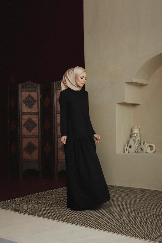 Aria Long Dress - Black